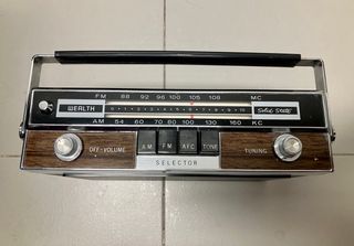 Radio Autoportable FM-AM Wealth Solid State
