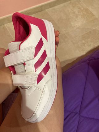 Zapatilla Adidas nuevas a estrenar