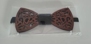 Pajarita madera boda