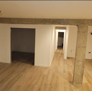 PROFESIONALES EN COLOCACIÓN DE TARIMA FLOTANTE