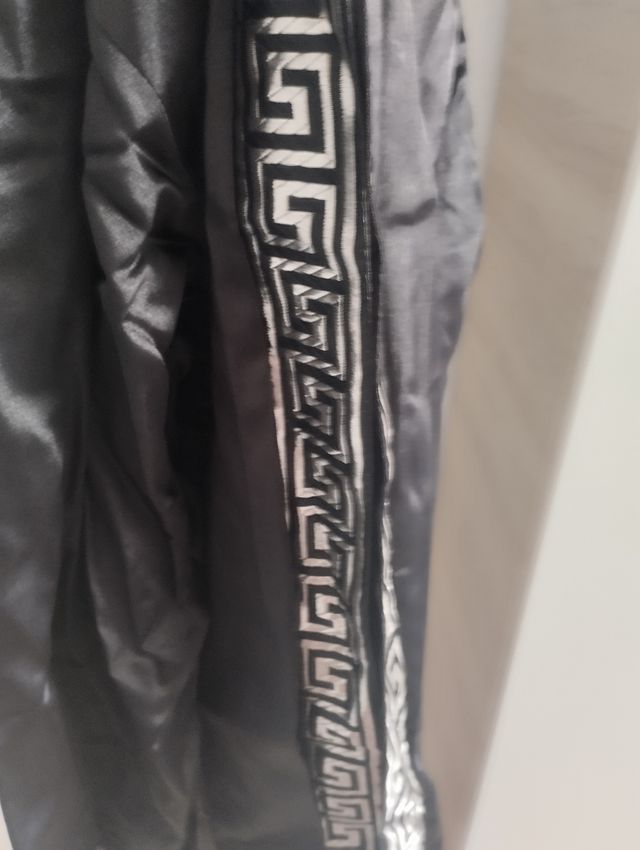 Bata Bruno Mars y complementos