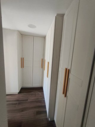 Vestidor o armario con puertas corredera