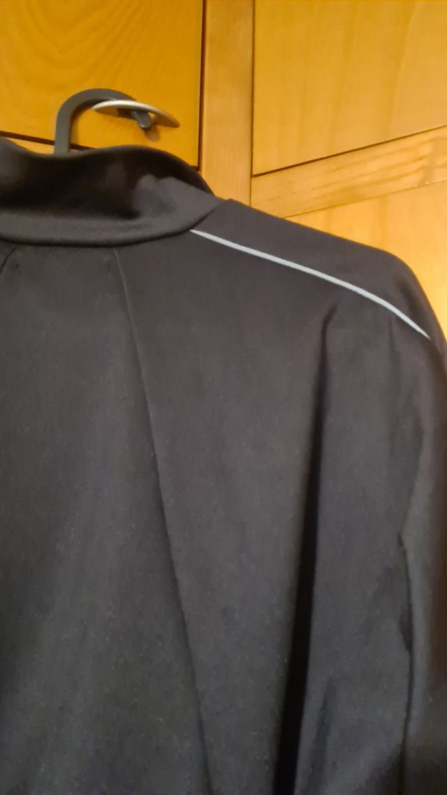 Sudadera deportiva