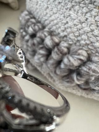 Conjunto de pendientes y sortija en plata