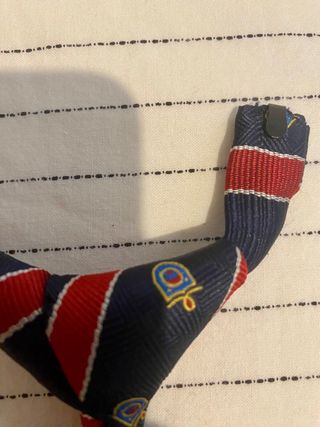 CORBATA DE NIÑO CON NUDO MARCA TIZZAS