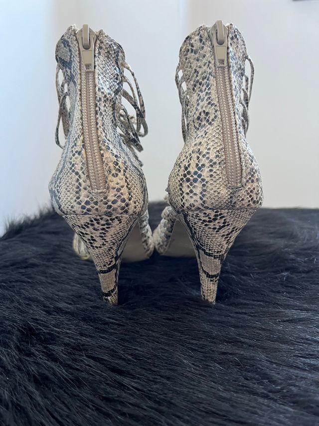 Sandalias tacón animal print