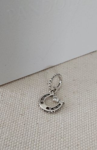 Charm colgante Pandora herradura de buena suerte