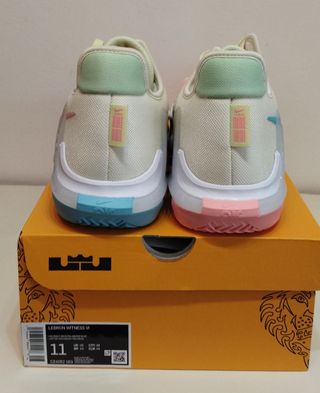 Nike LeBron Witness VI nuove