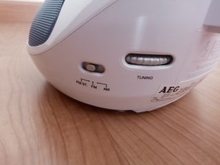 Radio Cd y Usb AEG