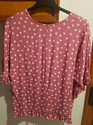 Blusas e tunicas novas