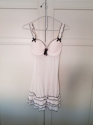 camisón lencería rosa