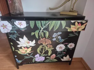Aparador Flores