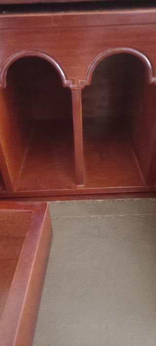 Secreter Buffette. Estilo inglés