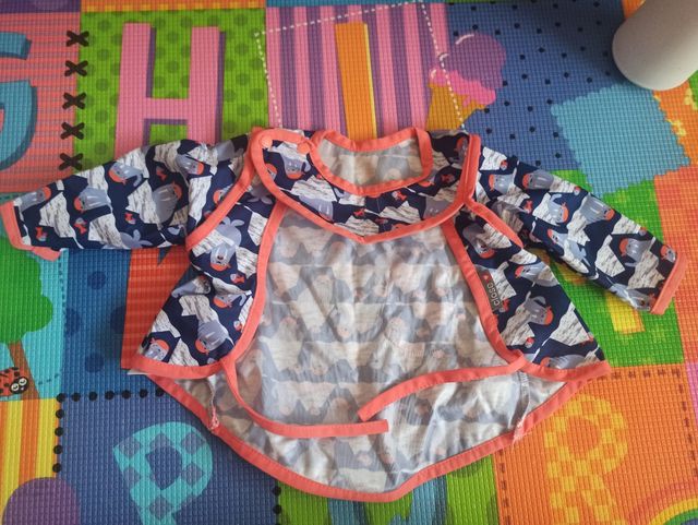 Baber marca Close con mangas y corchetes nuevo