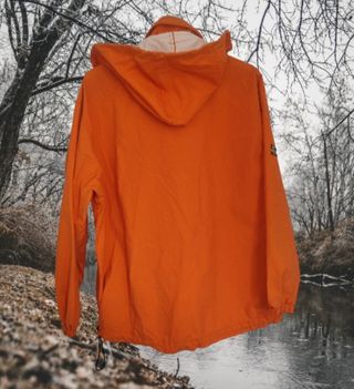 Chubasquero naranja "Mito sport ".