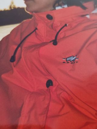 Chubasquero naranja "Mito sport ".