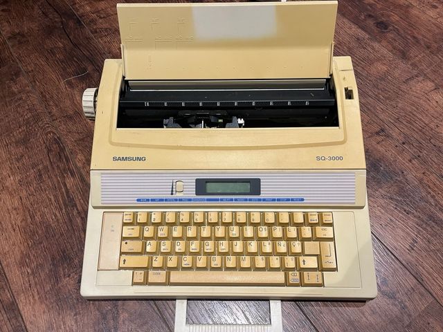 Máquina de escribir electrónica