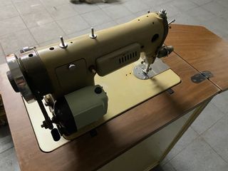 Maquina de coser Alfa