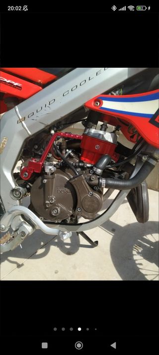 Moto derbi senda r2000 cambio por coche o moto