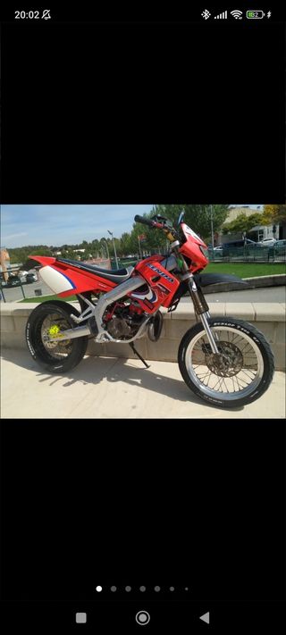 Moto derbi senda r2000 cambio por coche o moto