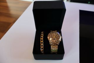 Reloj  Dorado+Pulsera a juego