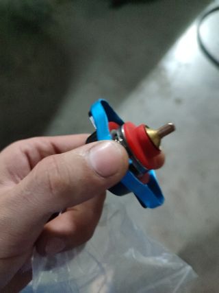 Tapon radiador medidor temperatura