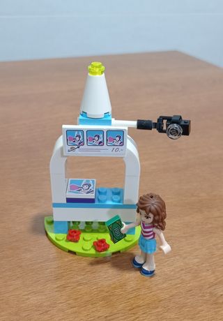 Aventura espacial Lego Friends 41128