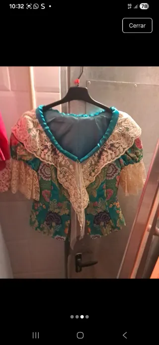 Traje de fallera talla 36-38, con 2 corpiños