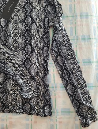 CAMISETAS LEOPARDO MUJER.