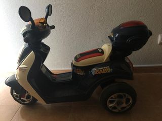 Moto Vespa de batería 