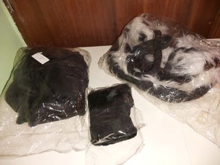 Bufanda, gorro, guantes y bolso