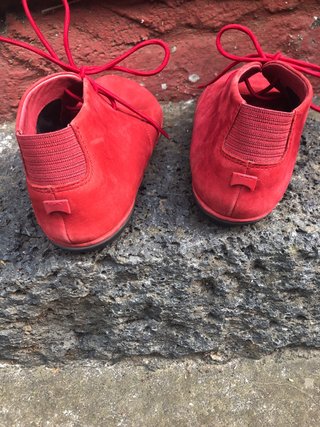 Zapatillas camper de gamuza roja 38