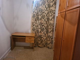 Habitación en piso compartido en Linares