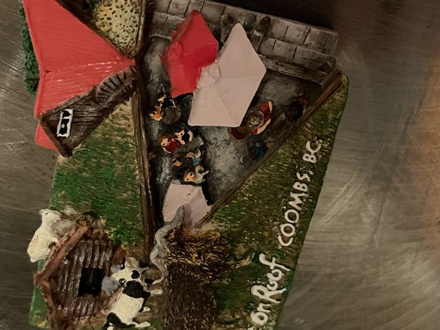 Calamita magnet souvenir Coombs Canada Goats