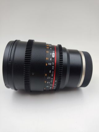 Samyang 85mm T 1.5 Sony E