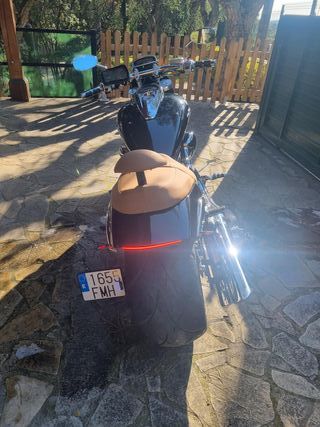 Increible Suzuki Intruder 1800R