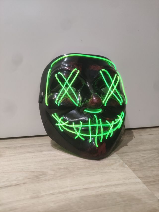 MÁSCARA HALLOWEEN ILUMINADA NUEVA