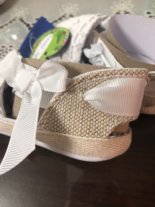 Sandalia/zapato bebe niña