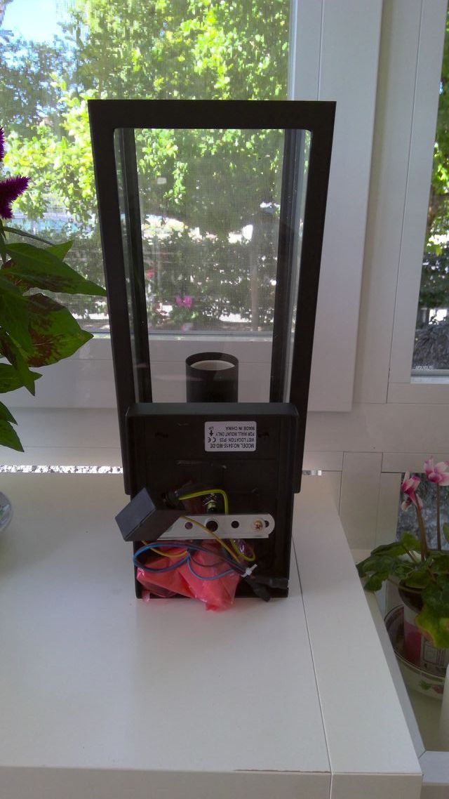 LAMPARA EXTERIOR "NYQU" /SENSOR MOVIMIENTO / NEGRO