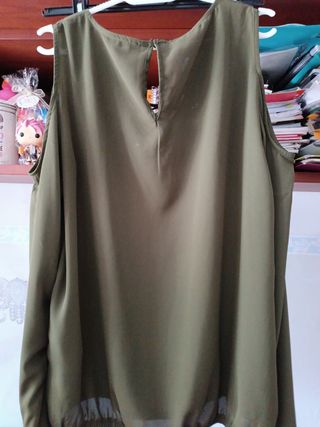 Blusa de hombros abiertos