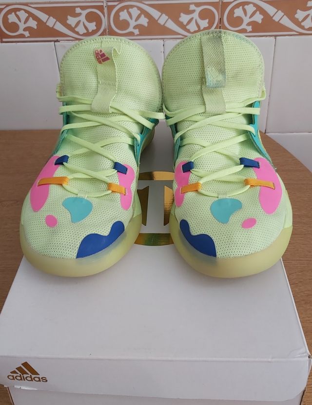 ZAPATILLAS DE BALONCESTO. ADIDAS HARDEN