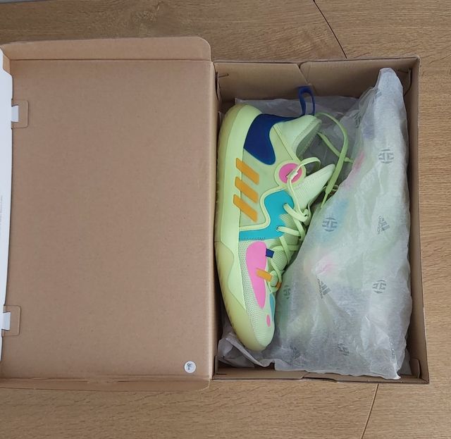 ZAPATILLAS DE BALONCESTO. ADIDAS HARDEN