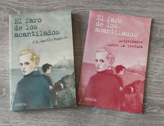 El Faro De Los Acantilados