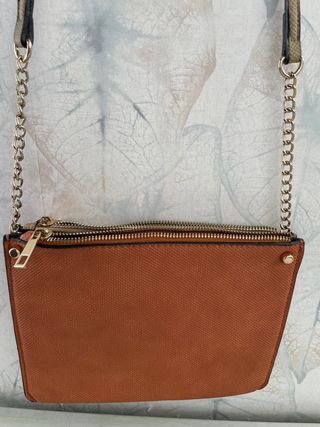 Bolso tipo bandolera