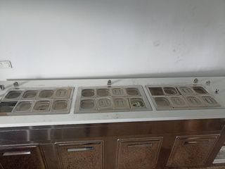 Nevera con parte superior para ingredientes