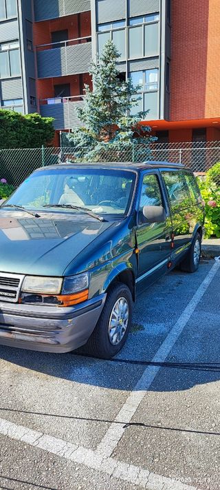 Chrysler Voyager 1994. se vende para piezas