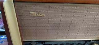 Radio Latvia antigua de valvulas