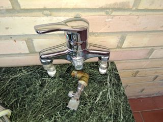 Grifos marca Roca Poco uso, por cambio d domicili