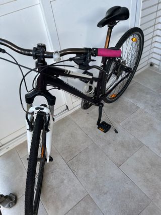 bicicleta de paseo de chica. Precio original 500€