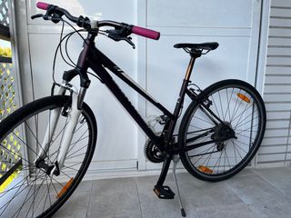 bicicleta de paseo de chica. Precio original 500€
